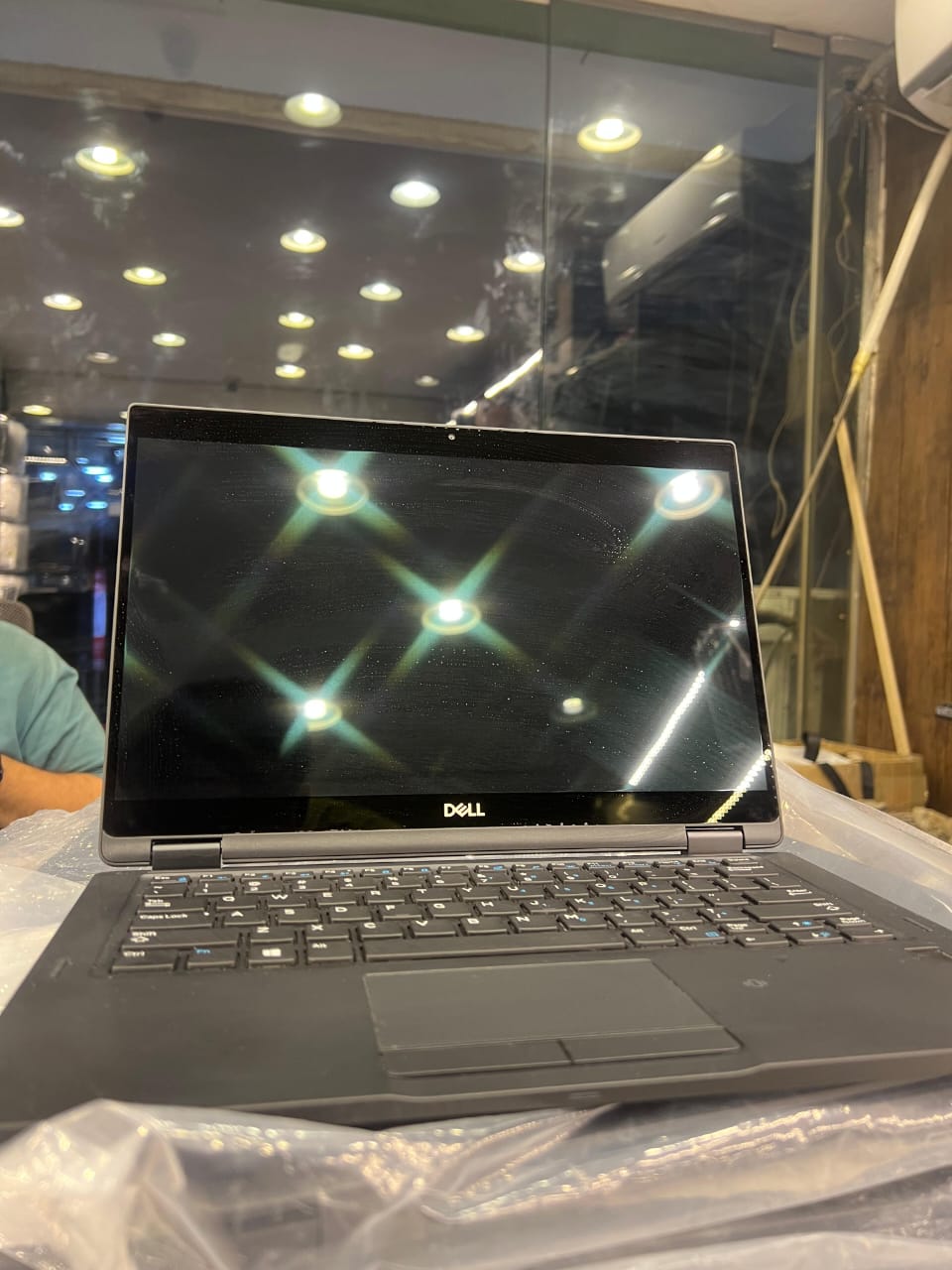 Dell Latitude 7389